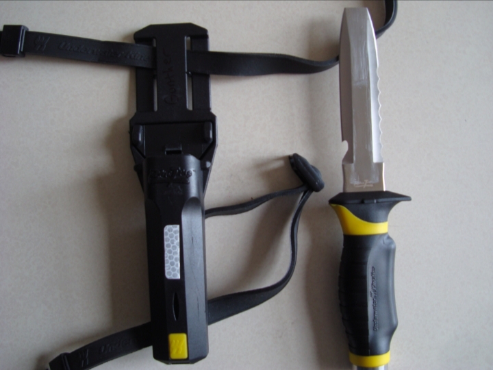 Do I Really Need a Dive Knife? Is it safe? Scuba Knives Explained
